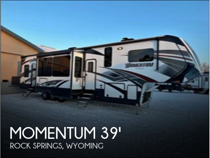Thumbnail Photo undefined for 2017 Grand Design Momentum